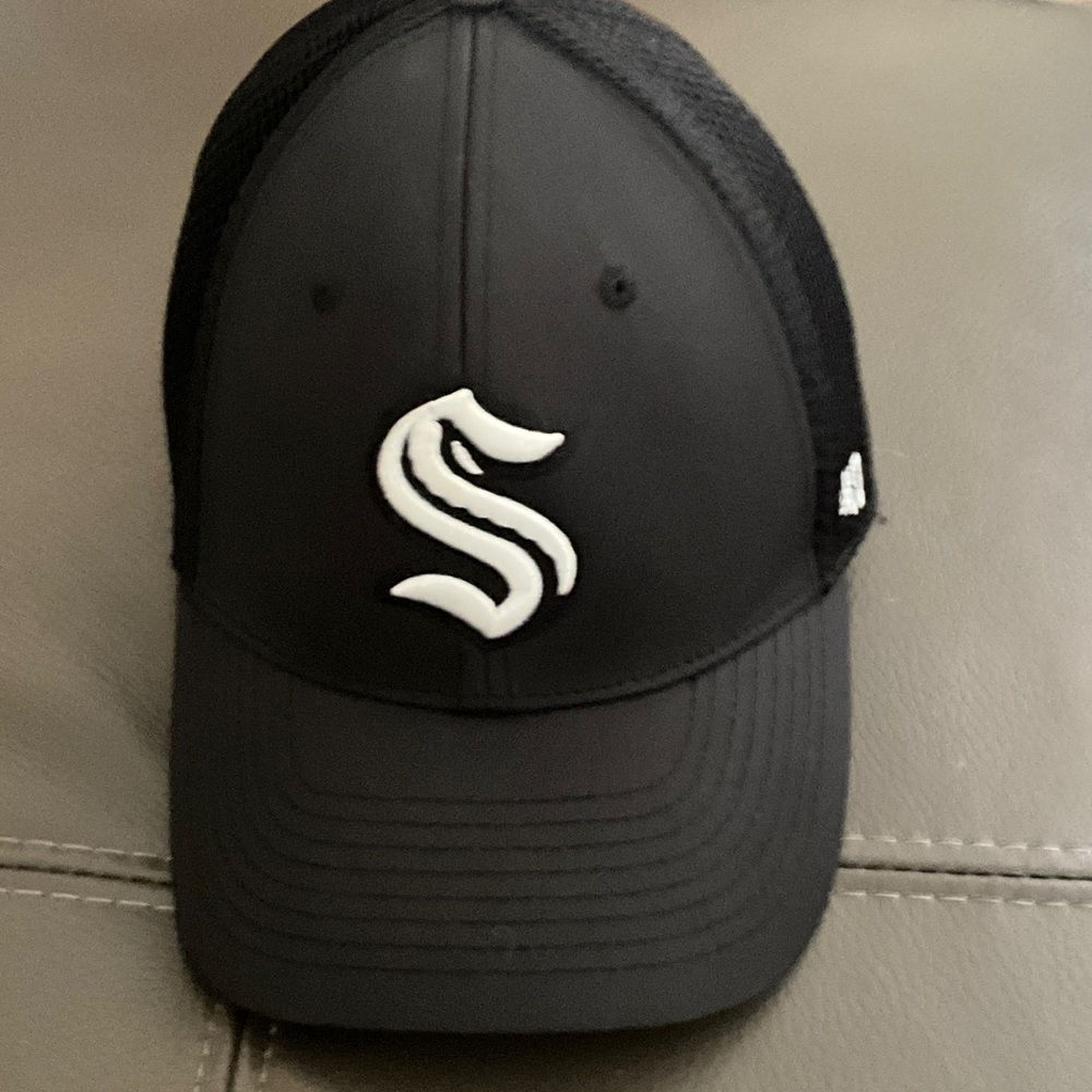 47 Brand Black and White Baseball Cap